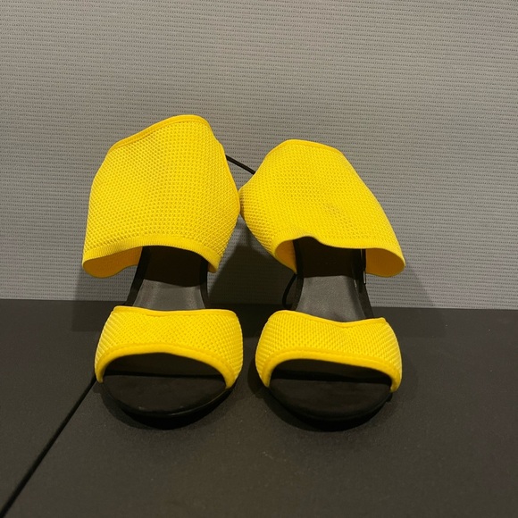 CALL IT SPRING ETAYVIEL KNIT HEEL YELLOW WOMEN’S - Picture 2 of 12